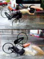 /album/con-ganas-de-reirte-xd/caidas-graciosas-lluvia-jpg/